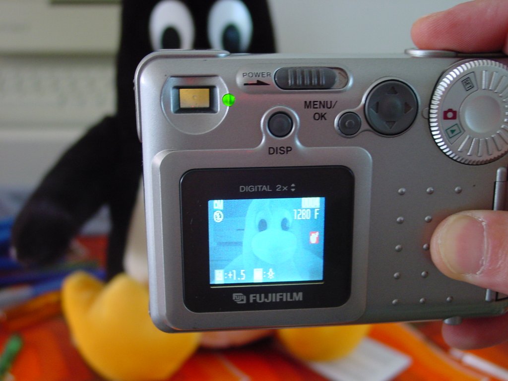 how-to turn a digital camera into an IR-camera :: projects :: geek ...